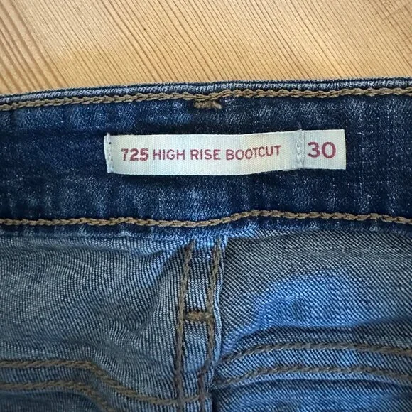 Levi's 725 High Rise Boot size 30 - Picture 3 of 4